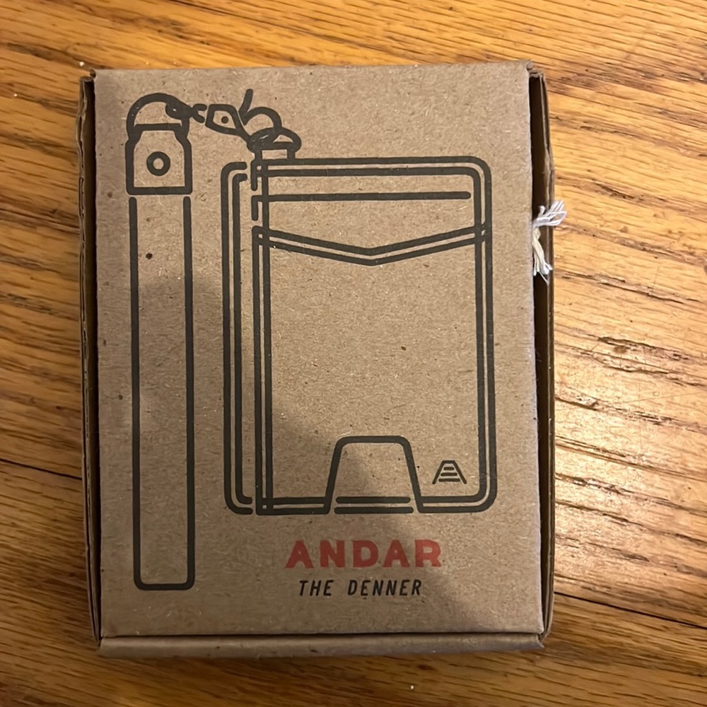 Andar Denner wallet
